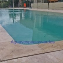 Piscina desbordante